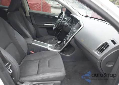 2014 Volvo Xc60 3.2 из США, поврежденный, VIN YV4952DL1E2540104